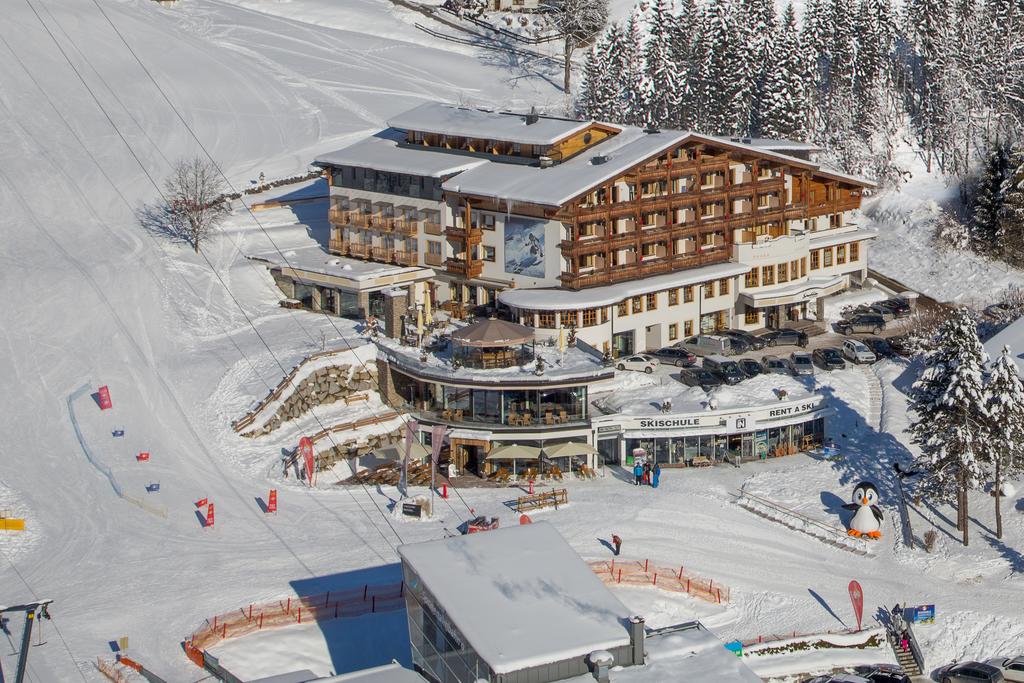 Skiferie til Hotel Alpine Resort Schwebebahn i Zell am See
